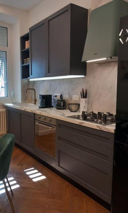 Art Deco Design Apartment Триест Екстериор снимка